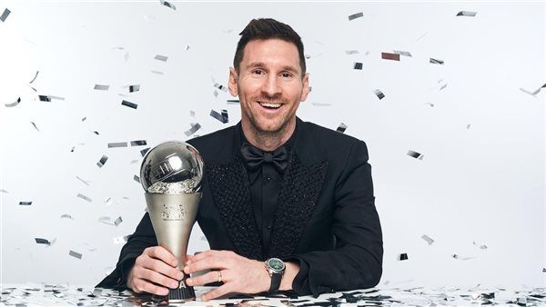 عاجل .. ميسي يتوج بجائزة " the best " لأفضل لاعب في العالم