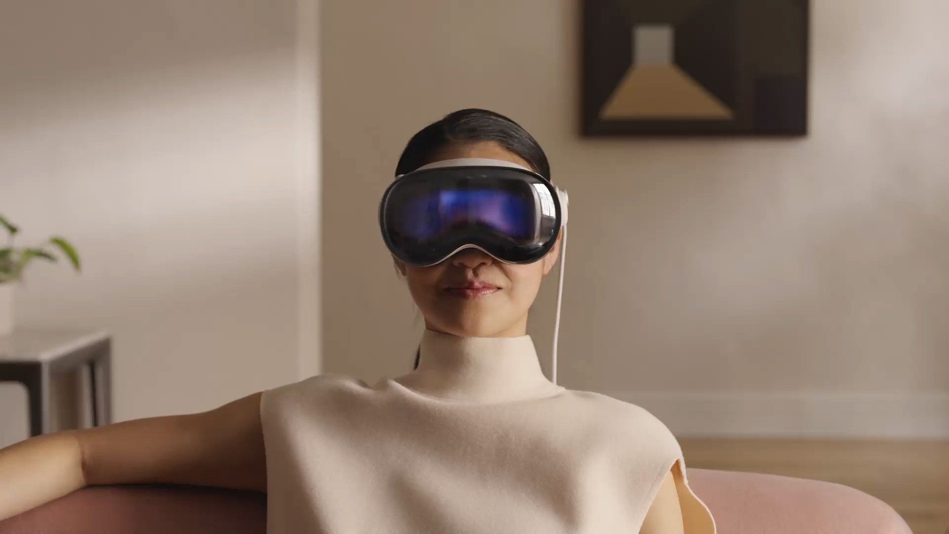 تكنولوجيا: نظارات Apple Vision Pro قد توفر وحدات تحكم إلى جانب التحكم بالإيماءات