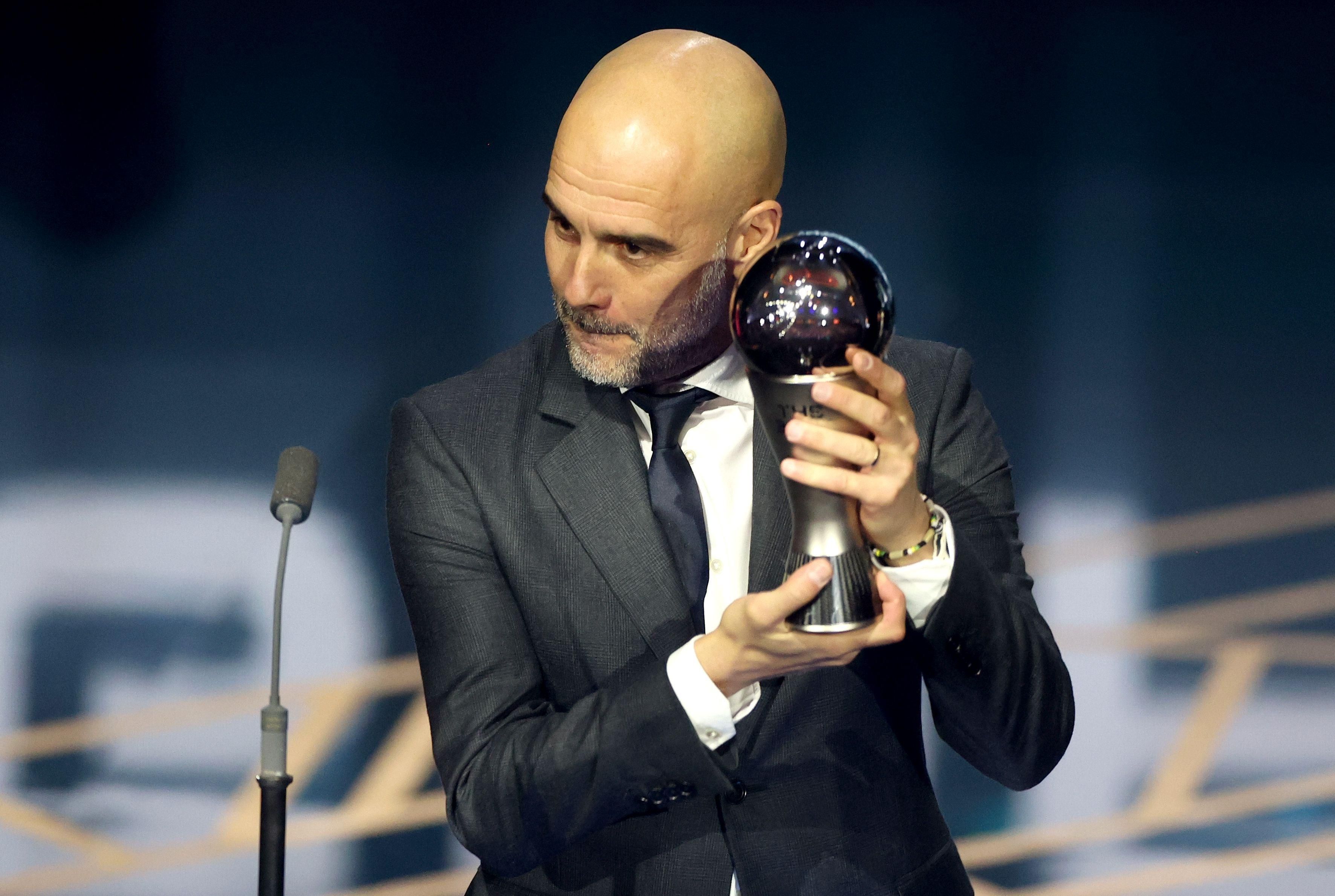 ميسي يفوز بجائزة أفضل لاعب في العالم من الفيفا وغوارديولا يحصل على أفضل مدرب