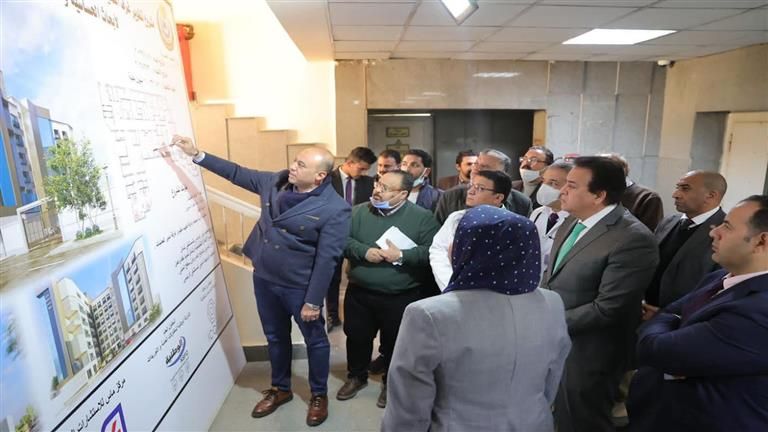 وزير الصحة يتفقد أعمال تطوير مستشفى صدر إمبابة