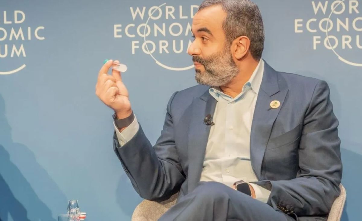 وزير الاتصالات: فخورون بقيادة ولي العهد وتفاؤله في مستقبل الذكاء الاصطناعي التوليدي