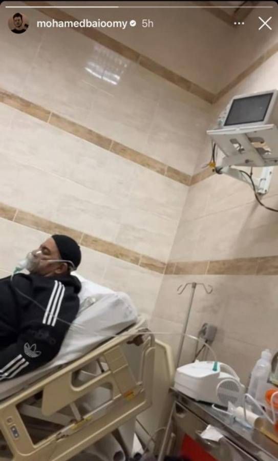 ظهر بوضع صعب جداً.. مدير أعمال بيومي فؤاد يوضح تطورات حالته الصحية