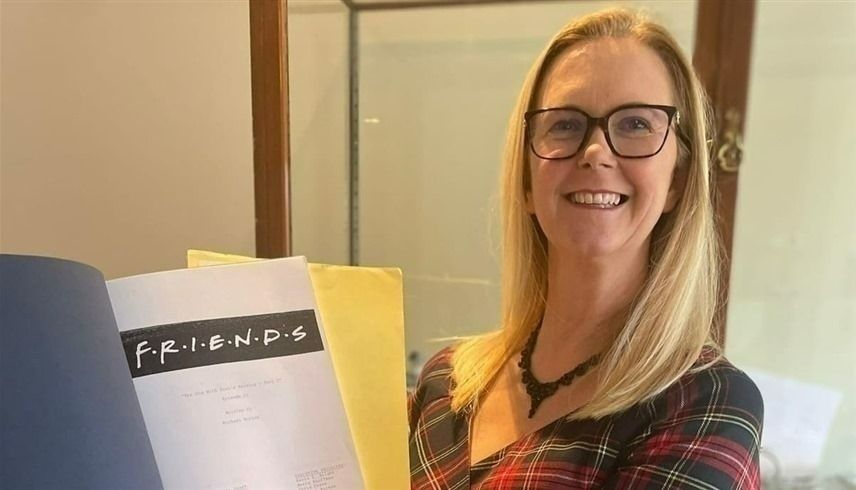 عُثر عليها في النفايات.. نصوص Friends تباع بآلاف الدولارات