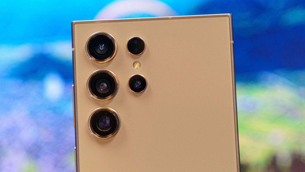 تكنولوجيا: هاتف Galaxy S24 Ultra ينطلق رسمياً بثورة جديدة في مميزات الذكاء الإصطناعي