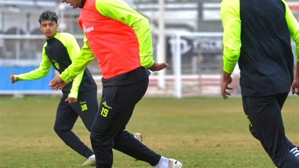 فقره تدريبات بدنيه فى مران الزمالك الأول بأبو ظبي