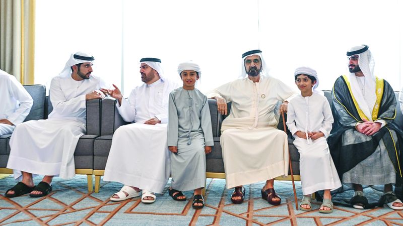 الامارات | محمد بن راشد يحضر أفراح بن حويرب والمنصوري