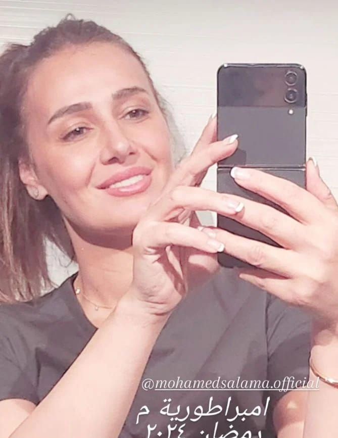حلا شيحا تستأنف نشاطها الفني بعد الاعتزال.. أول صورة من كواليس “إمبراطورية ميم”