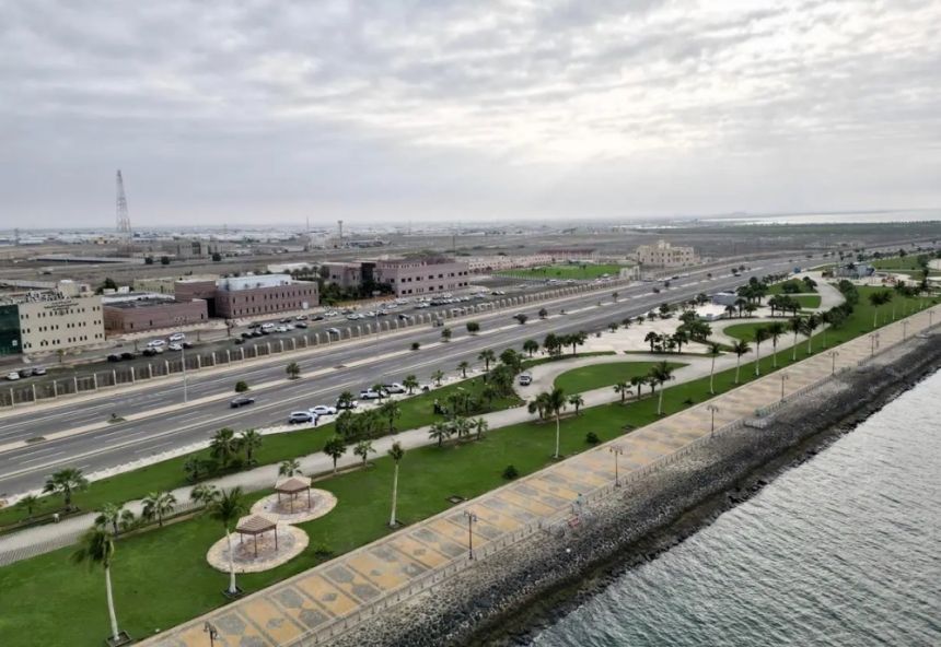 محافظة العارضة تستعرض فنونها الشعبية بقرية جازان التراثية