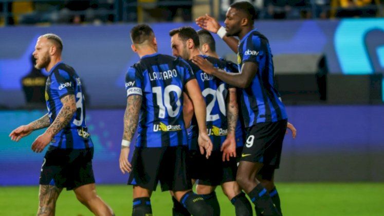 الكأس السوبر الإيطالية: إنتر يلحق بنابولي إلى النهائي بفوزه الكبير على لاتسيو