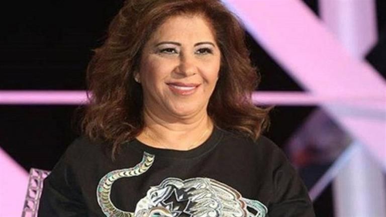 ليلى عبد اللطيف تتوقع "مفاجأة كارثية" للوسط الفني في 2024
