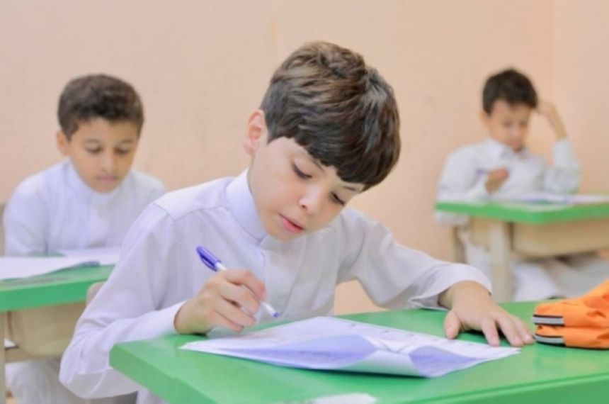 الأحد القادم.. إجازة مطولة للطلاب وكافة الكوادر الإدارية والتعليمية