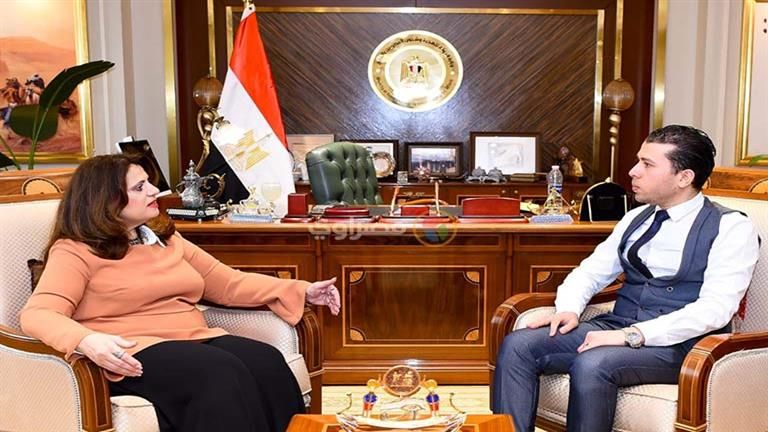 فيديو| علاقة محمد صلاح بمصر وآلية جديدة لحل المشكلات.. وزيرة الهجرة تكشف التفاصيل في حوار لـ"الخليج 365" (2- 2)