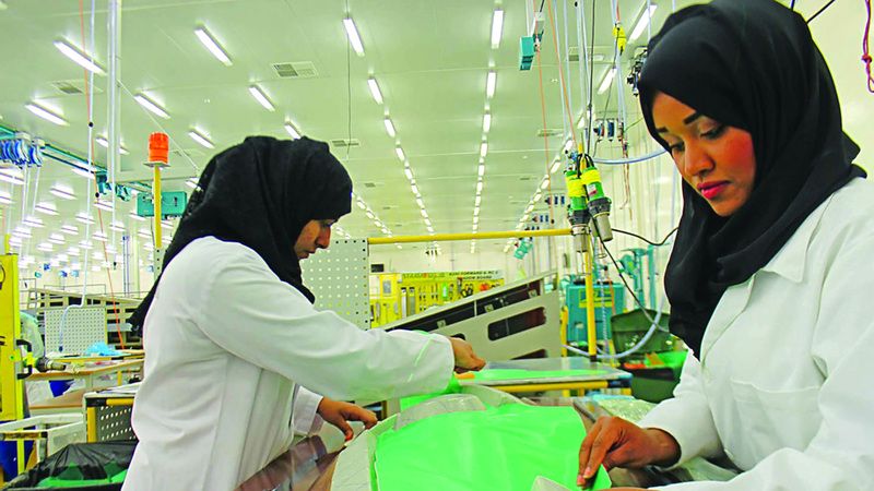 الامارات | %23.1 نسبة نمو مشاركة المرأة في القطاع الخاص