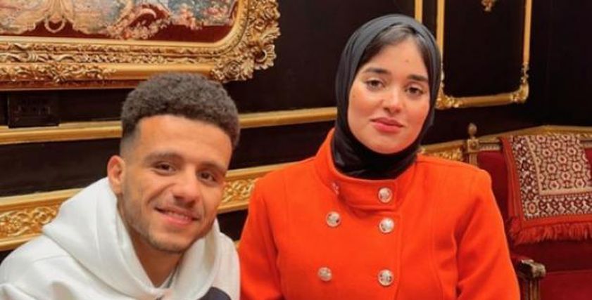 7 معلومات عن زوجة مصطفى فتحي بديل صلاح في المنتخب.. كيف تدعمه بالمباريات؟