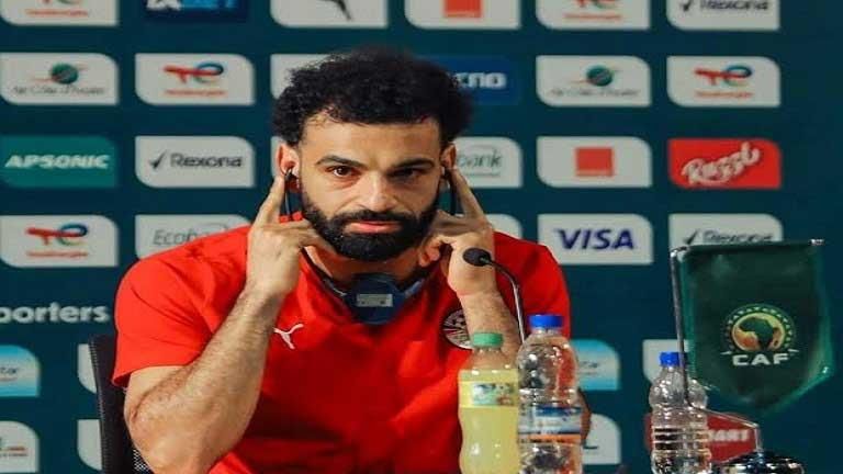 بدأ من ستاد فيليكس أفوي.. التسلسل الزمني منذ إصابة محمد صلاح حتى قرار العودة لليفربول