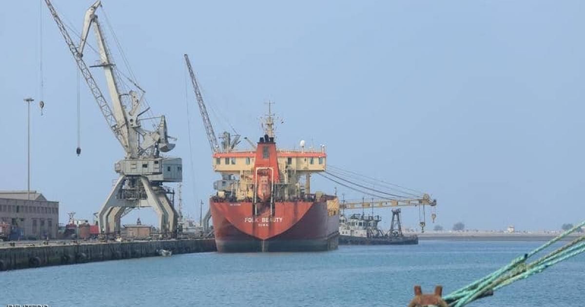 جماعة الحوثي : 64 سفينة رفعت لافتة "لا علاقة لنا بإسرائيل"