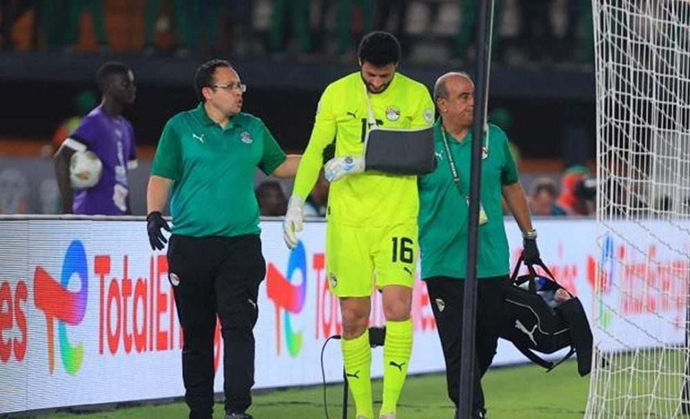 بعد عودة صلاح لإنجلترا.. اتحاد الكرة يعلن سفر الشناوي لألمانيا للعلاج