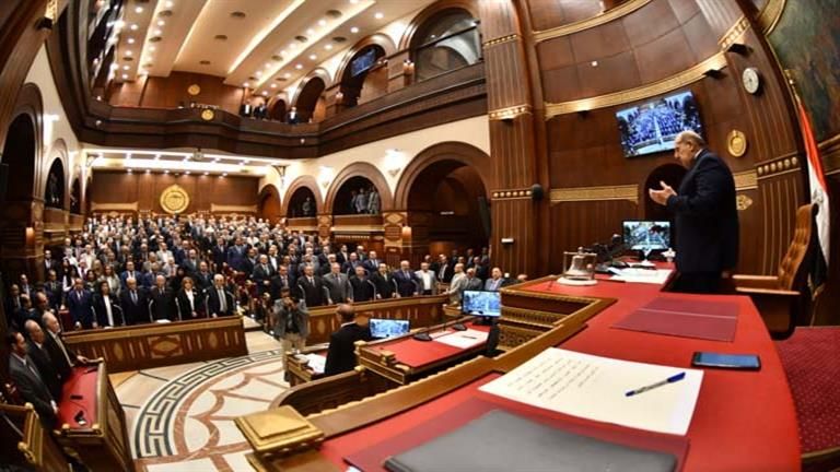 مجلس الشيوخ يحيل طلبي مناقشة بشأن صناعة خدمات التعهيد للجنة التعليم والاتصالات