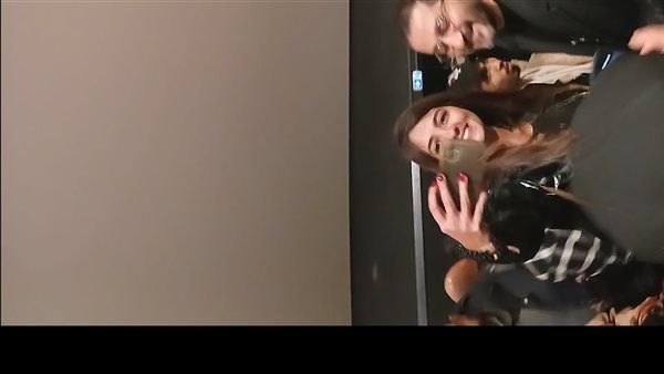 أحمد حلمي يشارك النجمة مني زكي بالعرض الخاص لفيلم 404 - صور