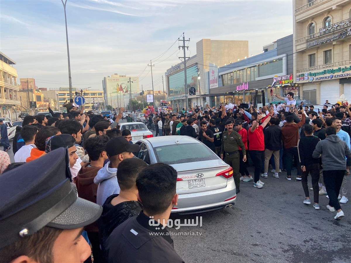 بالصور.. الجماهير العراقية تحتفل بتأهل أسود الرافدين الى دور الـ16 بكأس آسيا