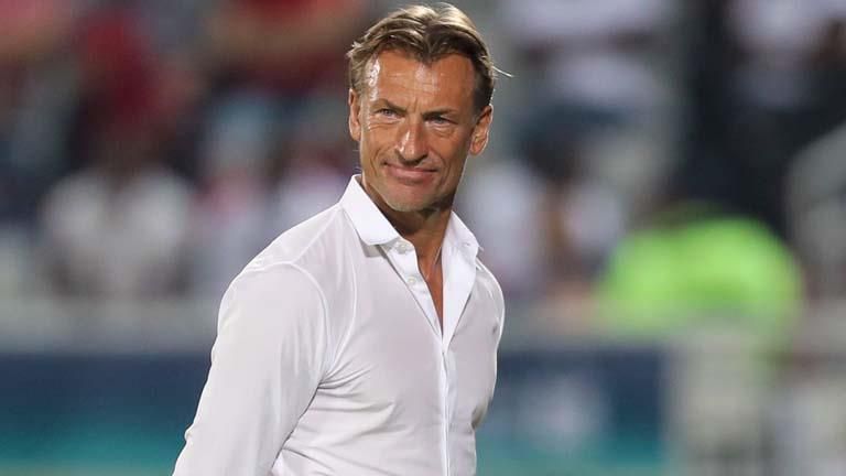 هيرفي رينارد يعلق على أنباء تدريبه منتخب الجزائر