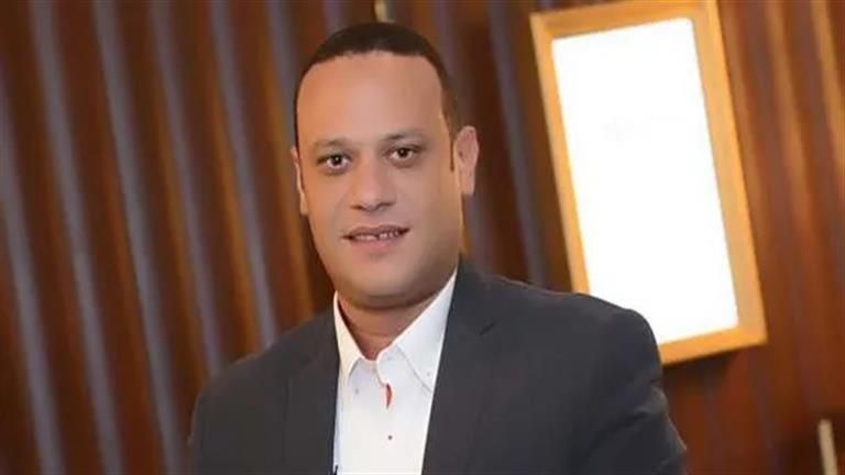 "عضو السياحة": اتجاه لتحديد أعداد المعتمرين.. وأزمة توفير الريال للحج مازالت قائمة