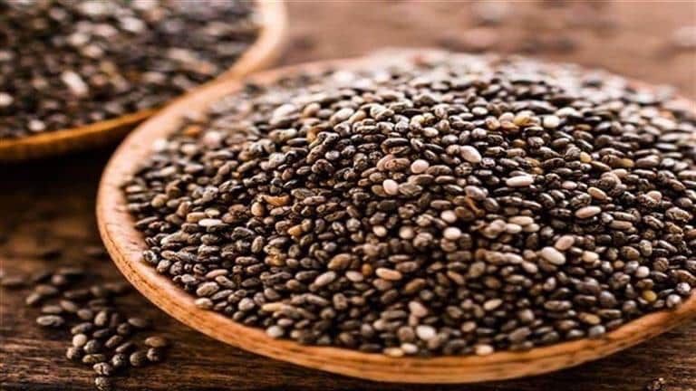 بذور الشيا أم بذور الكتان.. أيهما أكثر فائدة لصحتك ولإنقاص الوزن؟ .. سعودية عشرينة تروي تجربتها