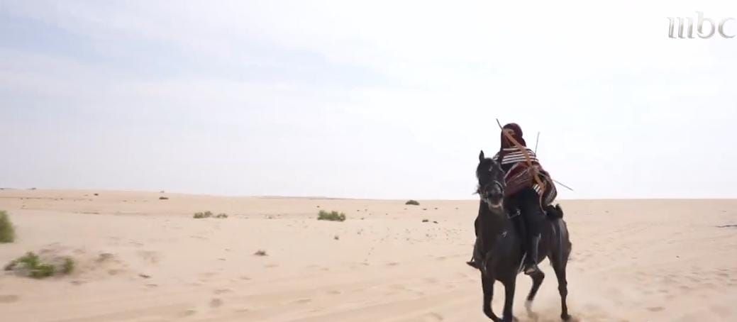 نورة الجبر تروي قصة عشقها للخيل والفروسية ومشاركتها في البطولات الدولية .. فيديو