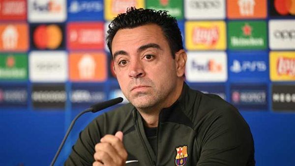 تشافي يعلن تشكيل برشلونة لمباراة فياريال في الدوري الإسباني