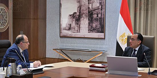 رئيس الوزراء يؤكد أهمية دور هيئة الدواء فى الرقابة على الأسواق وضبط الأسعار