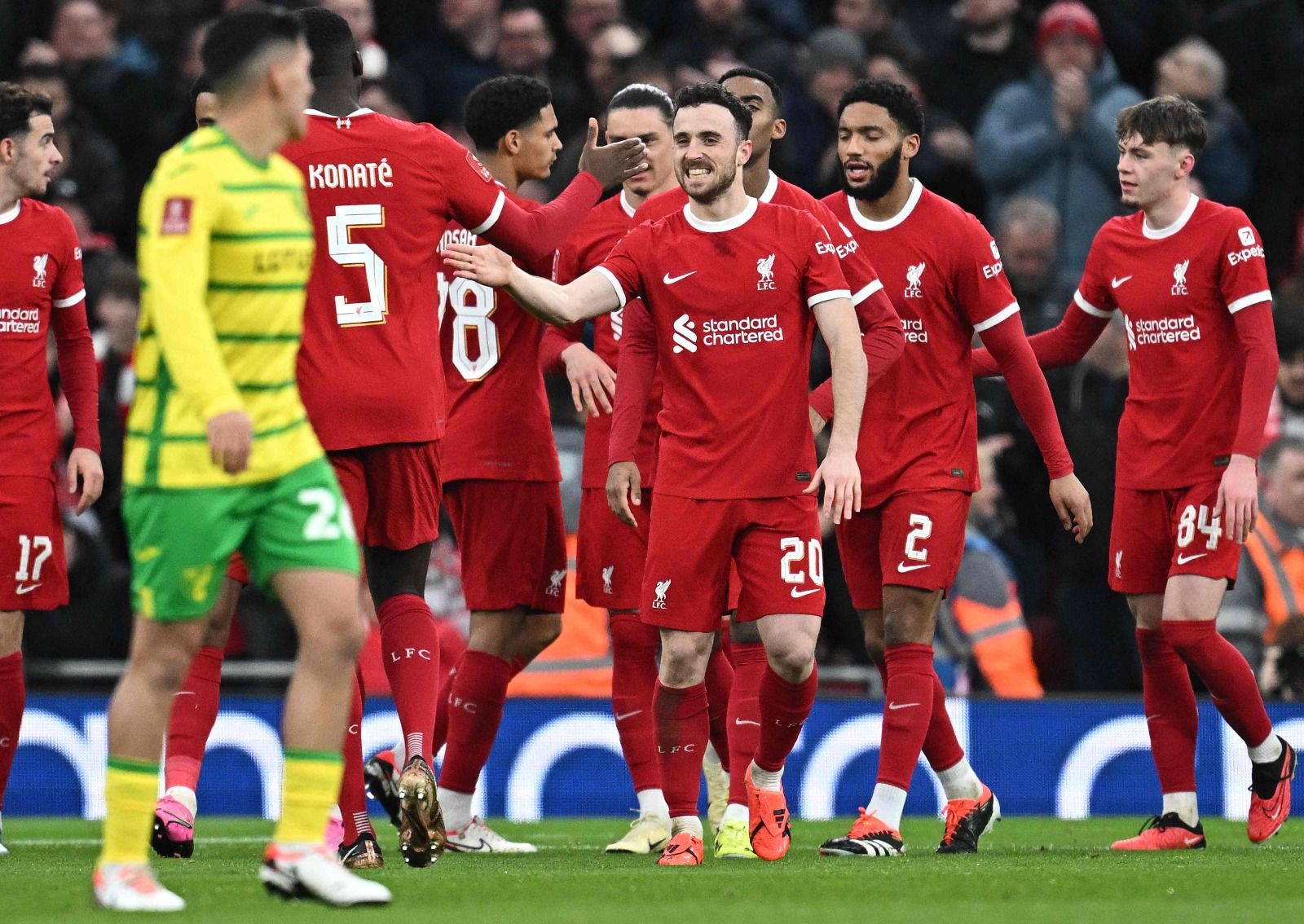 الامارات | ليفربول يواصل تألقه وانتصاراته في غياب محمد صلاح (فيديو)
