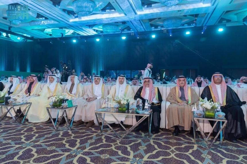 في حفلها السنوي.. أمير الرياض يطلق خدمات جديدة لمنصة "إحسان"