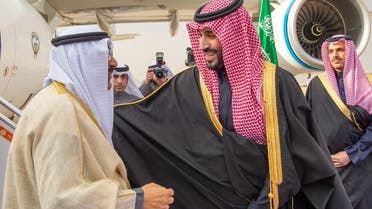 الخليج اليوم .. في أول زيارة خارجية منذ توليه الحكم.. أمير الكويت يصل إلى السعودية
