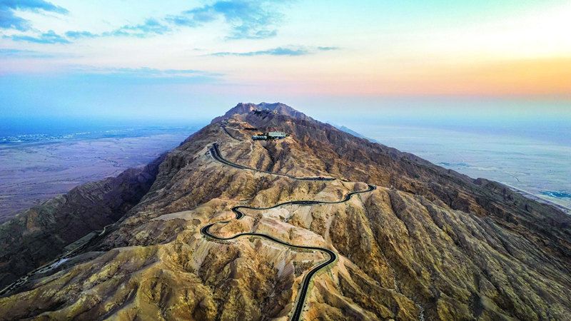 الامارات | سحر جبال الإمارات.. جمال الوطن من أعلى نقطة