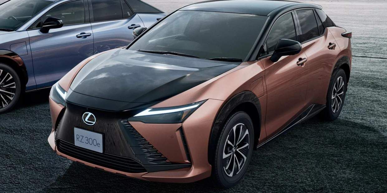 الوحش الياباني الجديد سيارة لكزس RZ 2024 قريبًا في الأسواق العربية
