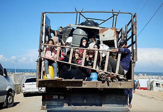 نكبة وراء الأخرى.. بالصور: نزوح فلسطيني جديد نحو رفح