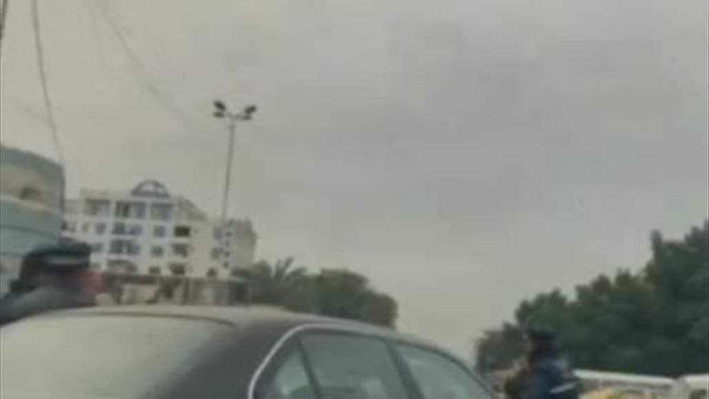 في بغداد.. سائق عجلة يدهس رجل مرور ويفر هارباً