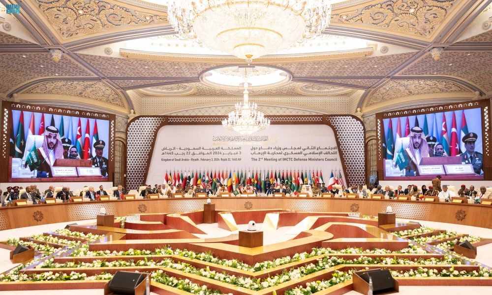 وزير الدفاع يعلن دعم المملكة لمبادرات التحالف الإسلامي بـ100 مليون ريال