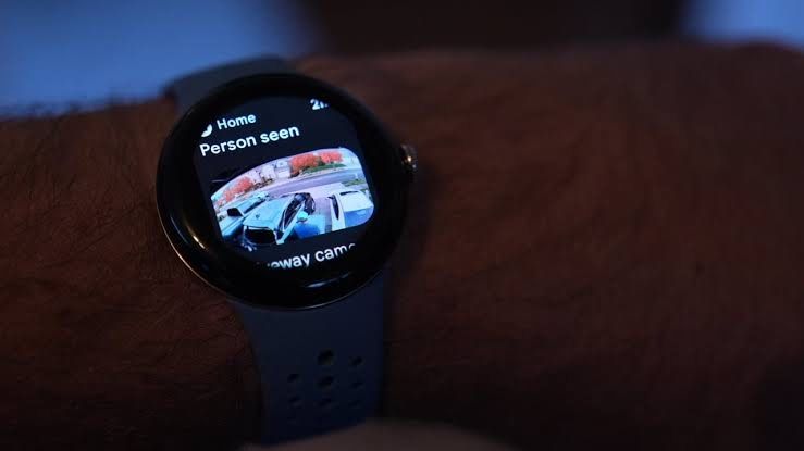 تكنولوجيا: تطبيق الكاميرا بساعة Pixel Watch يحصل على تحديث مهم بميزات جديدة