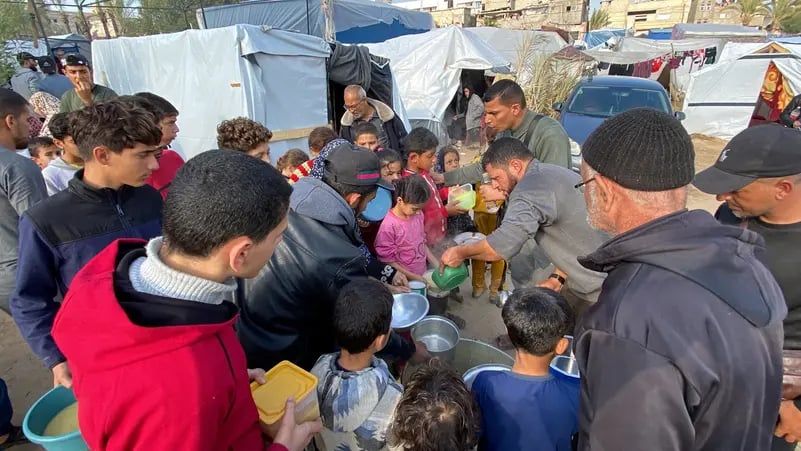 "الأونروا" تحذر: سكان غزة يموتون أمام أعين العالم.. والقطاع يشهد كارثة غير مسبوقة