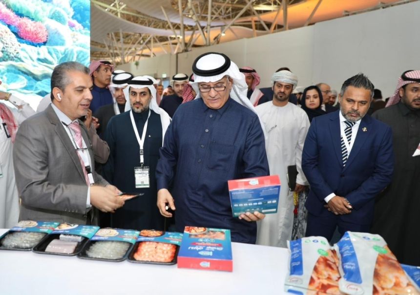 وزير البيئة: مليار ريال استثمارات لتعزيز صناعة الاستزراع المائي