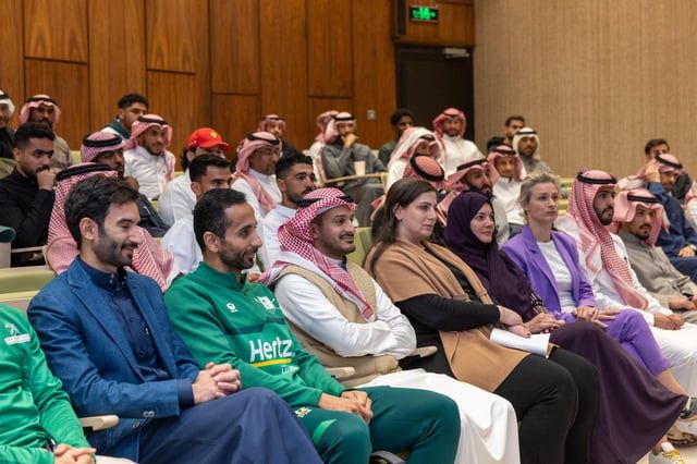 بحضور "ابن جلوي".. "لجنة اللاعبين" تُنظِّم ورشة عمل لأعضاء اللجان في الاتحادات الرياضية