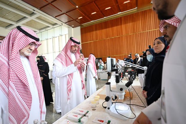 لمدة ٣ أيام… محافظ جدة يرعى ملتقى زيارة التقييم النهائي للمدينة الصحية بجامعة المؤسس