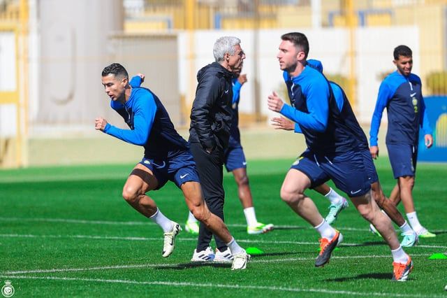 "ماني" يعود بتدريبات استشفائية.. تحضيرًا لقمة نهائي كأس موسم الرياض بين النصر والهلال