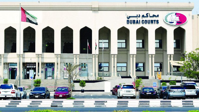 الامارات | موظف «يفبرك» جريمة سرقة للاستيلاء على 8000 درهم