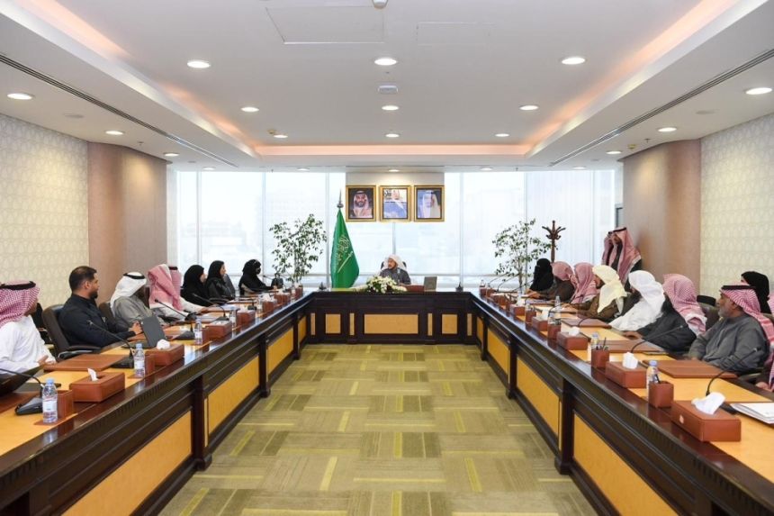صور.. تدشين مشروع الخدمات الاستشارية لمعهد الأئمة والخطباء