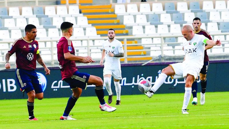 الامارات | إنييستا يتصدر قائمة نجوم يواصلون اللعب في سن الـ 40