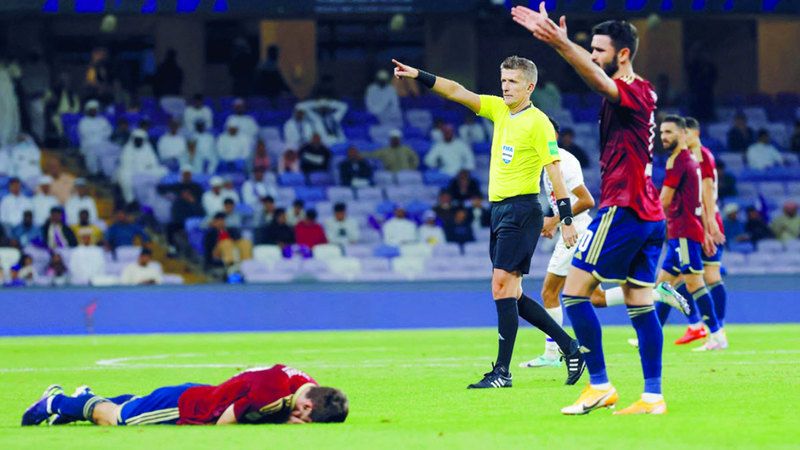 الامارات | 31 مباراة قمة في الدوري مرشحة للاستعانة بالصافرة الأجنبية