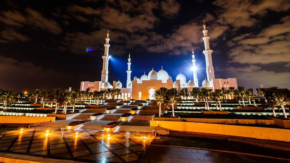 8 مواقع رسّخت مكانة الإمارات على خريطة السياحة العالمية