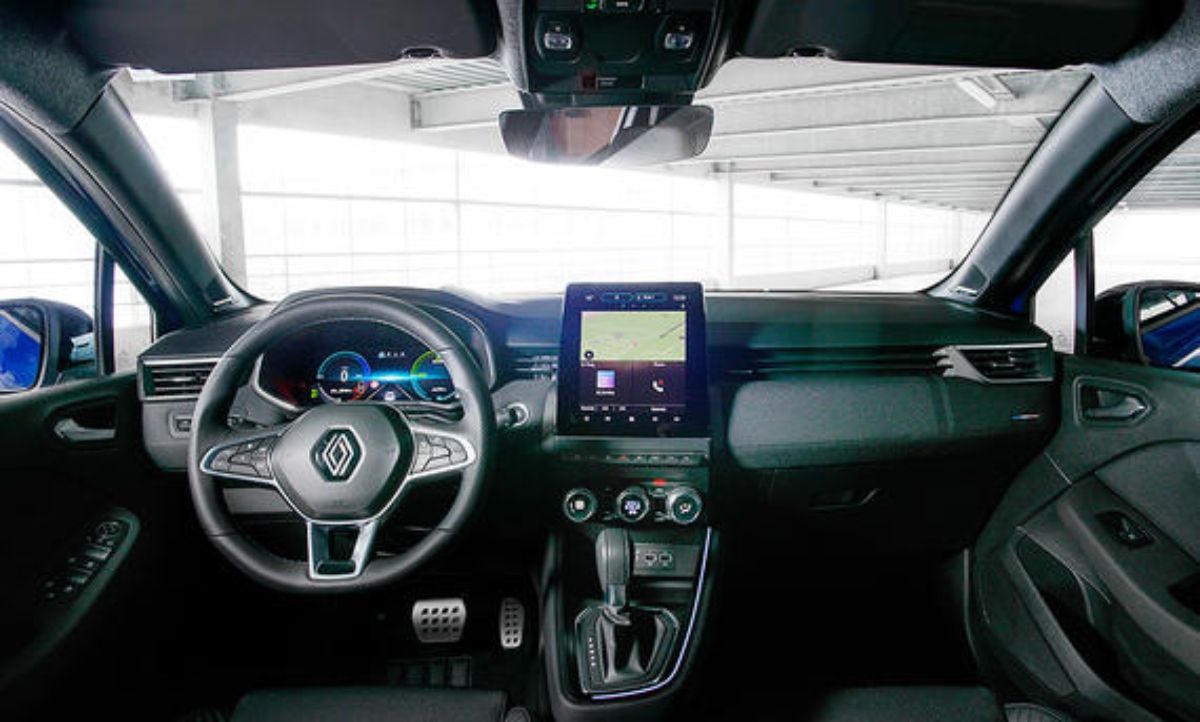 هجوم سيارات الدفع الرباعي الفرنسية.. Renault Symbioz الجديدة